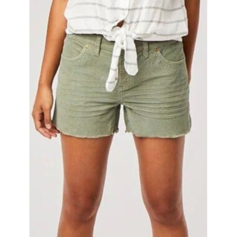 Carve Designs Oahu 4" Short Moss Olive Size 4 Sustainable Beach Athleisure